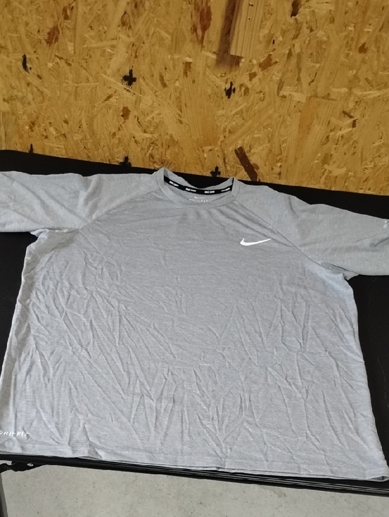 Nike Other - Nike Men’s Dri-FIT Grey Short Sleeve Performance Shirt Xl